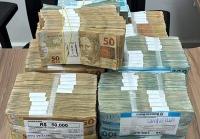 PF prende três homens com cerca de R$ 750 mil em espécie em Picos