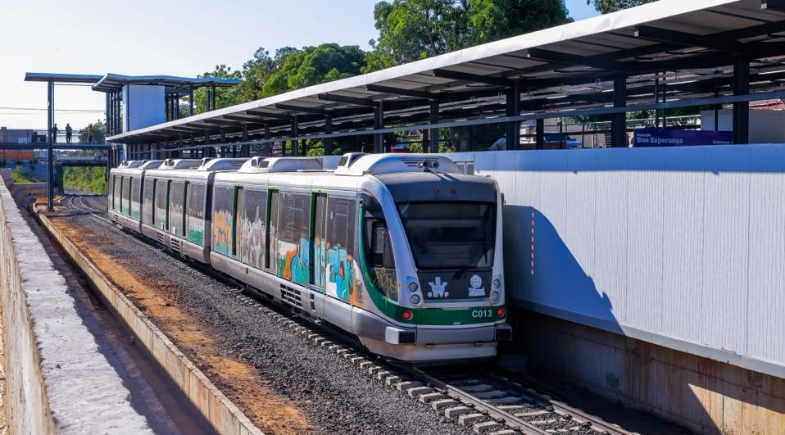 Metrô de Teresina funciona de graça em dias úteis; confira horários e estações