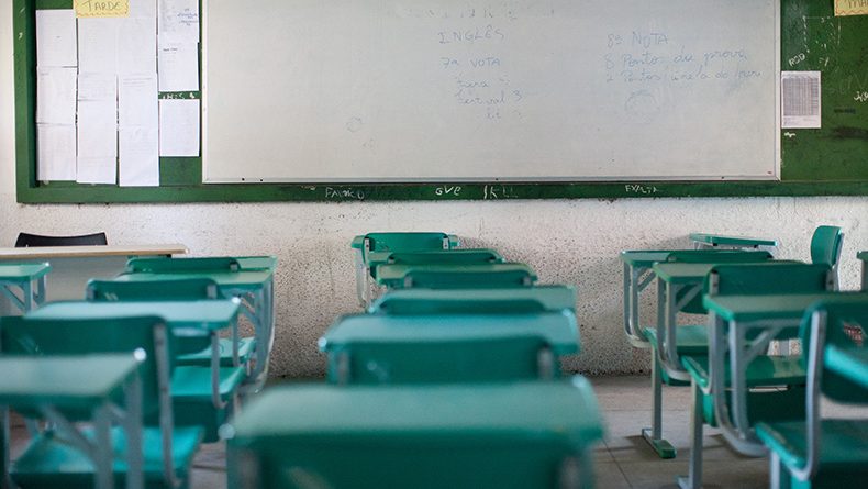 Professores de Teresina terão feriadão de quatro dias após mudança no Dia do Professor