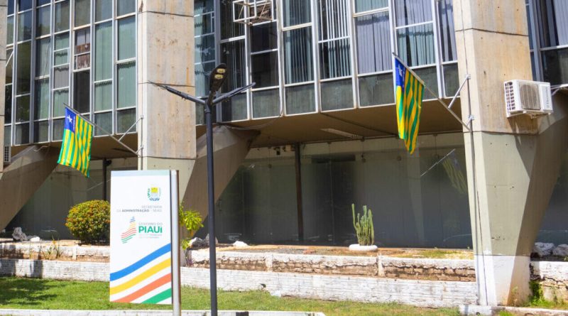 Mais de 7 mil inscritos farão provas do concurso unificado do Piauí neste sábado (10) e domingo (11)