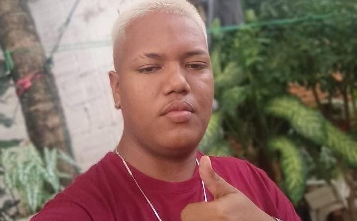 Jovem é executado com 14 tiros dentro de casa e avó fica ferida em Teresina